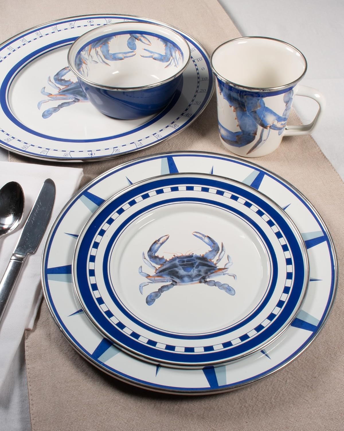 Golden Rabbit Enamelware Medium Tray, 15.5 inch, Blue Crab