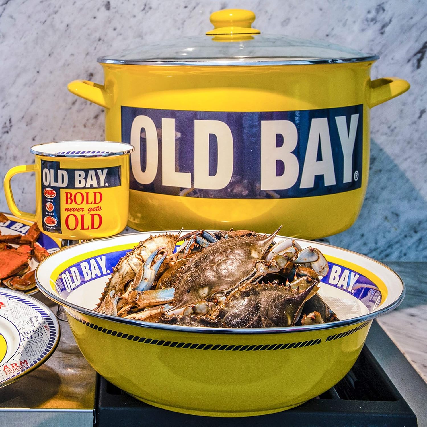 Golden Rabbit Enamelware Serving Basin, 4 quart, Old Bay