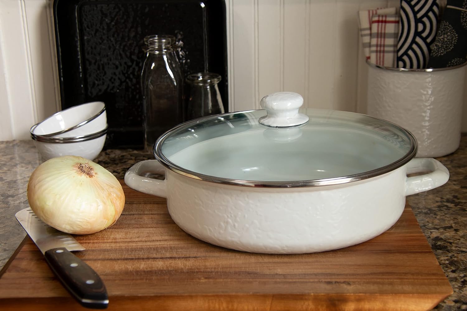 Golden Rabbit Enamelware Saute Pan, 5 quart, Solid White Textured