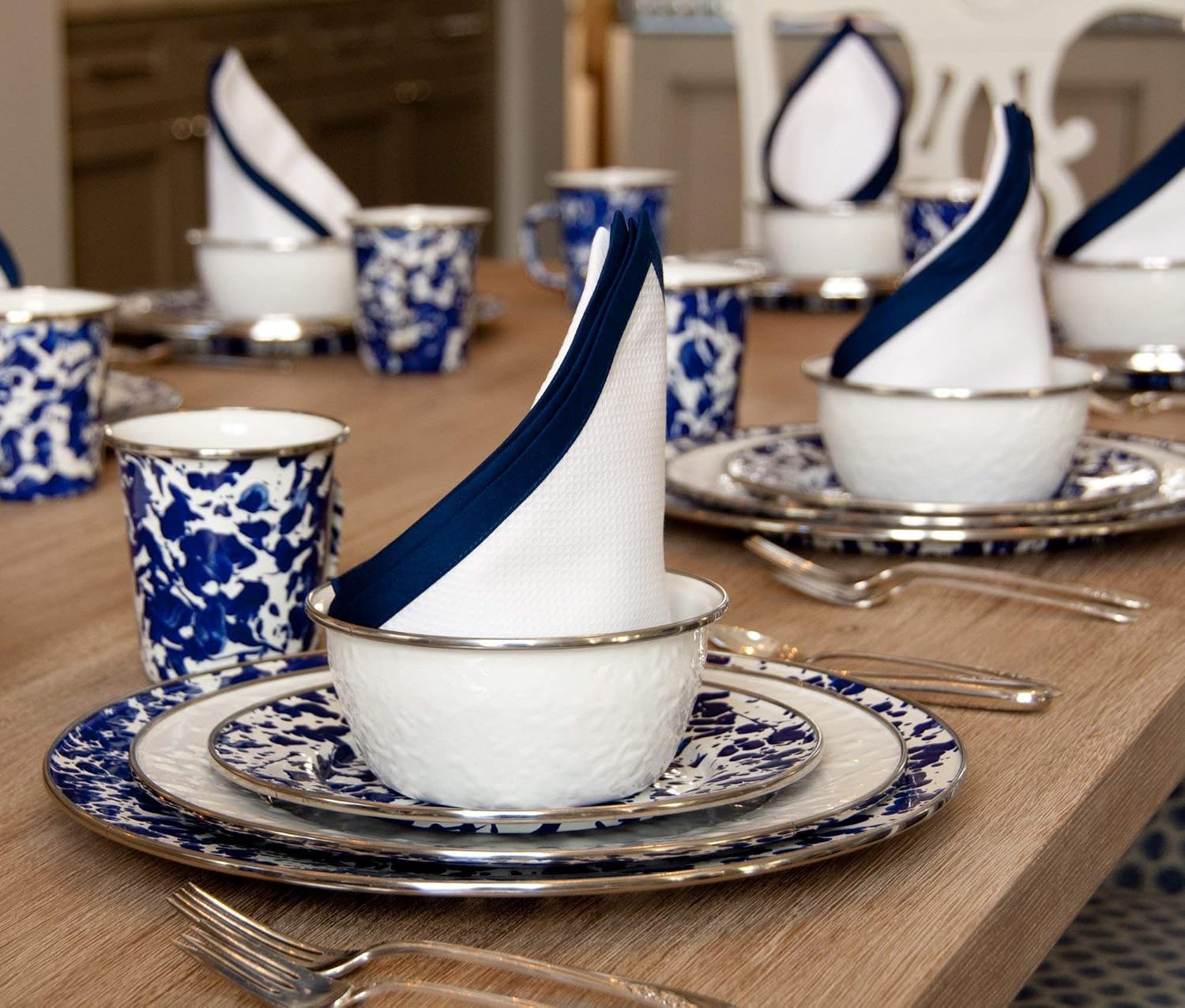 Golden Rabbit Enamelware Dinner Plates, 10.5 inch, Cobalt Swirl, Set of 4