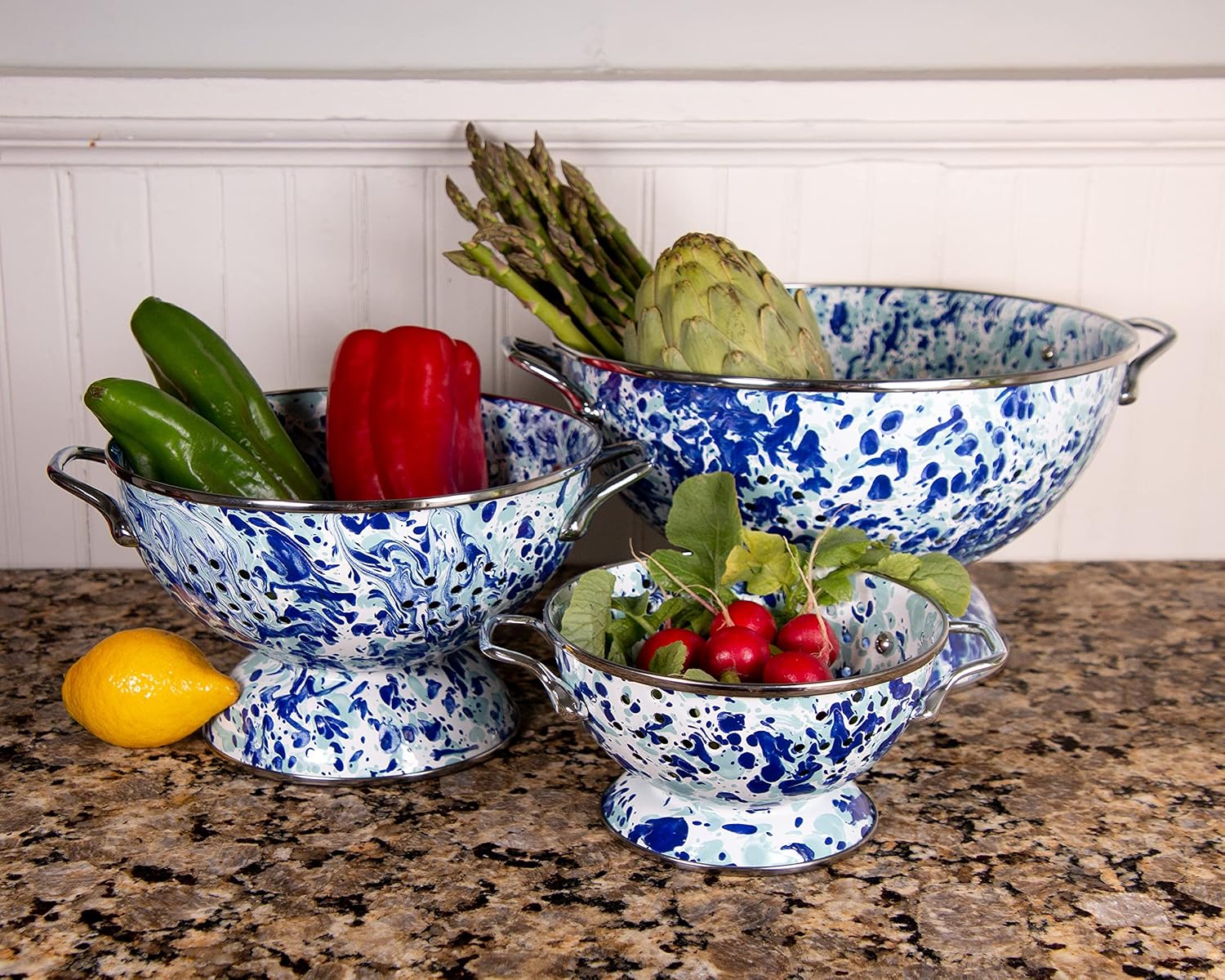 Golden Rabbit Enamelware Large Colander, 5 quart, Ocean