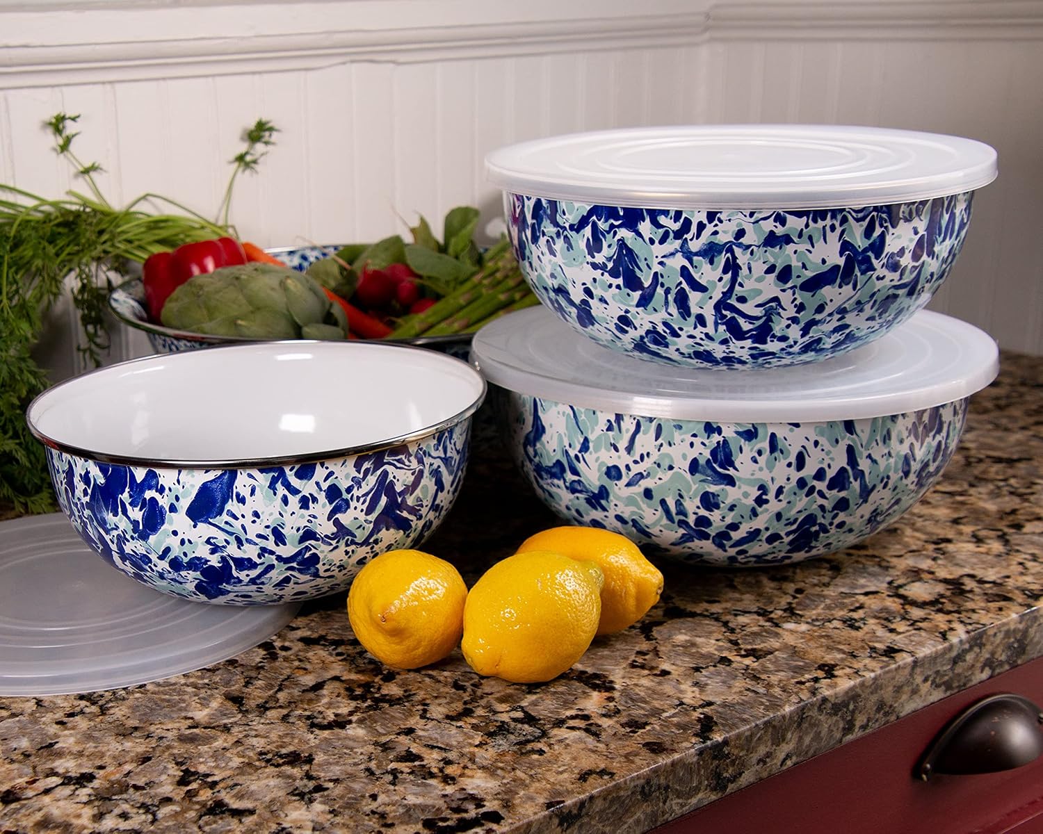 Golden Rabbit Enamelware Nested Mixing Bowls with Lids, Set of 3, Ocean