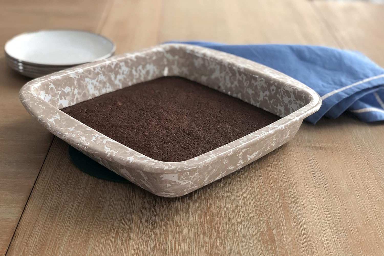 Golden Rabbit Enamelware Square Brownie Pan, 9 inch, Taupe Swirl